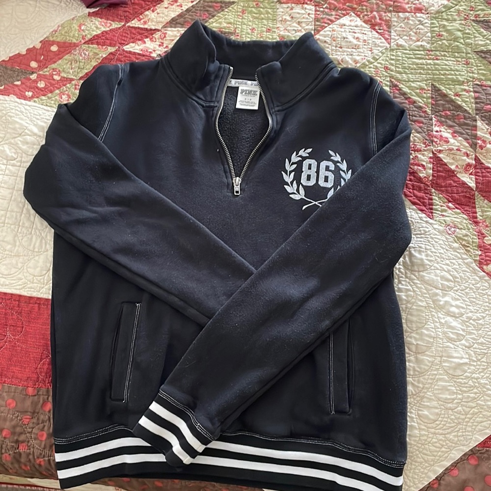 Victoria’s Secret PINK Quarter zip sweatshirt